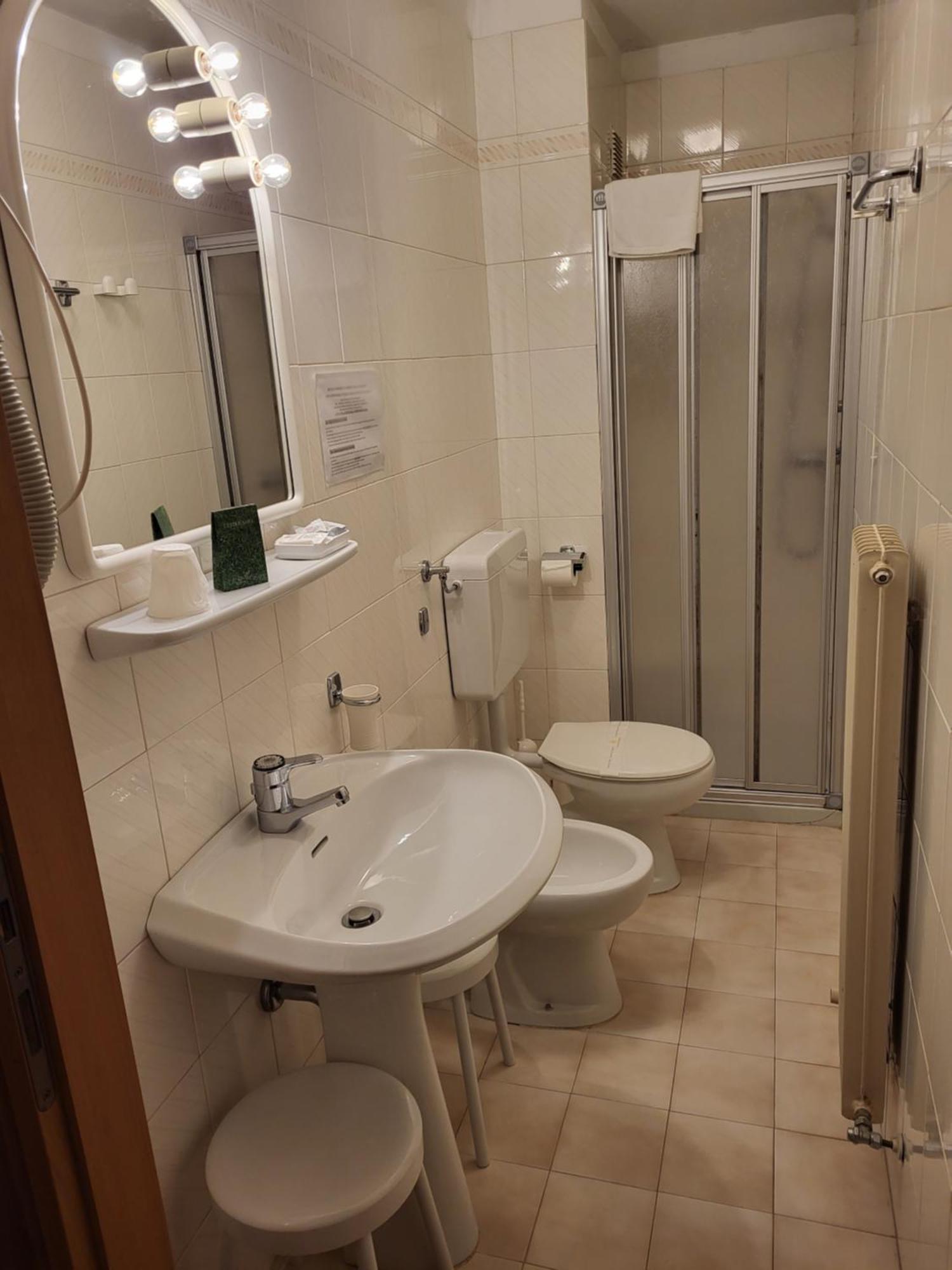 Albergo Meuble Tarandan Forni di Sopra Exterior foto